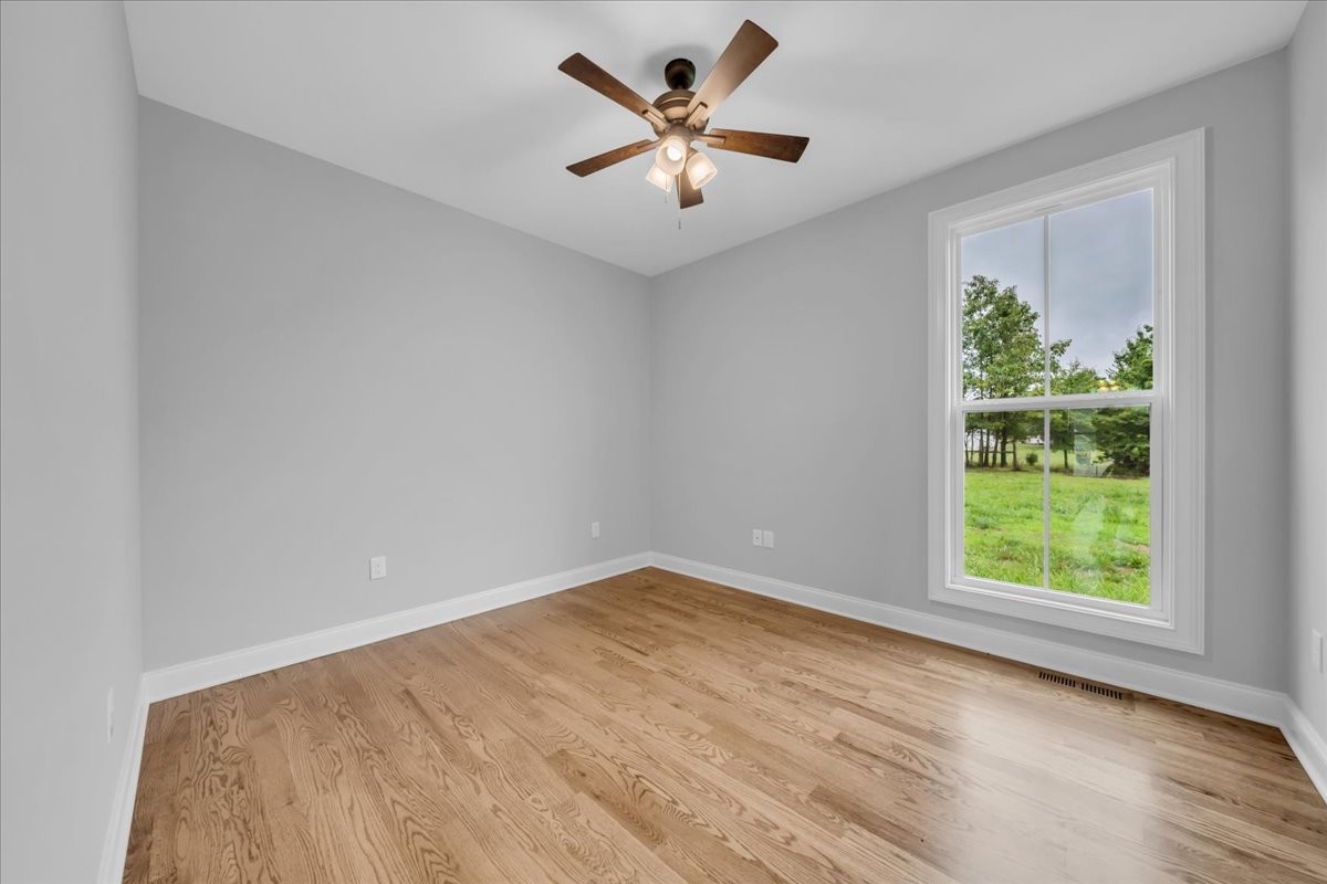 74 74 Summer Lake Ct Lot 16, Winchester, Tennessee, 37398, USA, 3 Bedrooms Bedrooms, ,4 BathroomsBathrooms,Residential,For Sale,74 Summer Lake Ct Lot 16,3232049