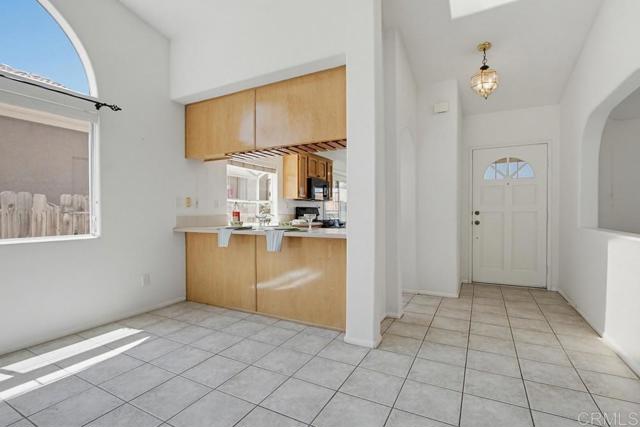 2194 2194 Luz Wy, Oceanside, California, 92056, USA, 3 Bedrooms Bedrooms, ,2 BathroomsBathrooms,Residential,For Sale,2194 Luz Wy,NDP2604585