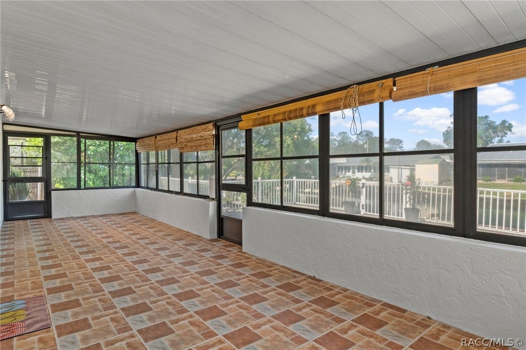 1400 1400 SE 5th Avenue, Crystal River, Florida, 34429, USA, 3 Bedrooms Bedrooms, ,2 BathroomsBathrooms,Residential,For Sale,1400 SE 5th Avenue,852812