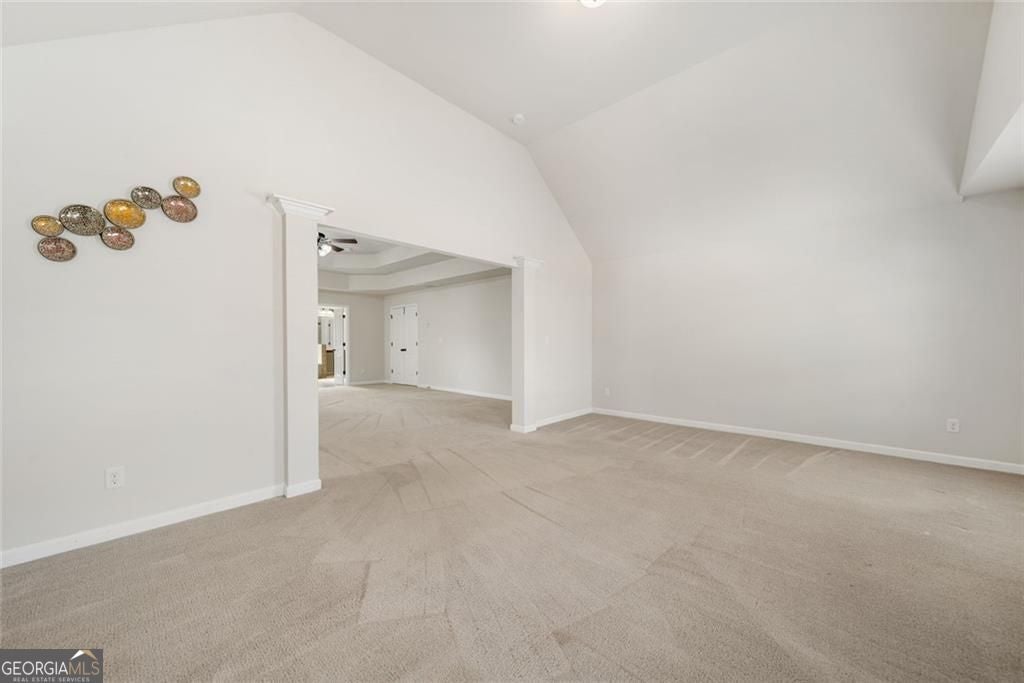 Timeless curb appeal and solid construction define this beautifully ma – image 39