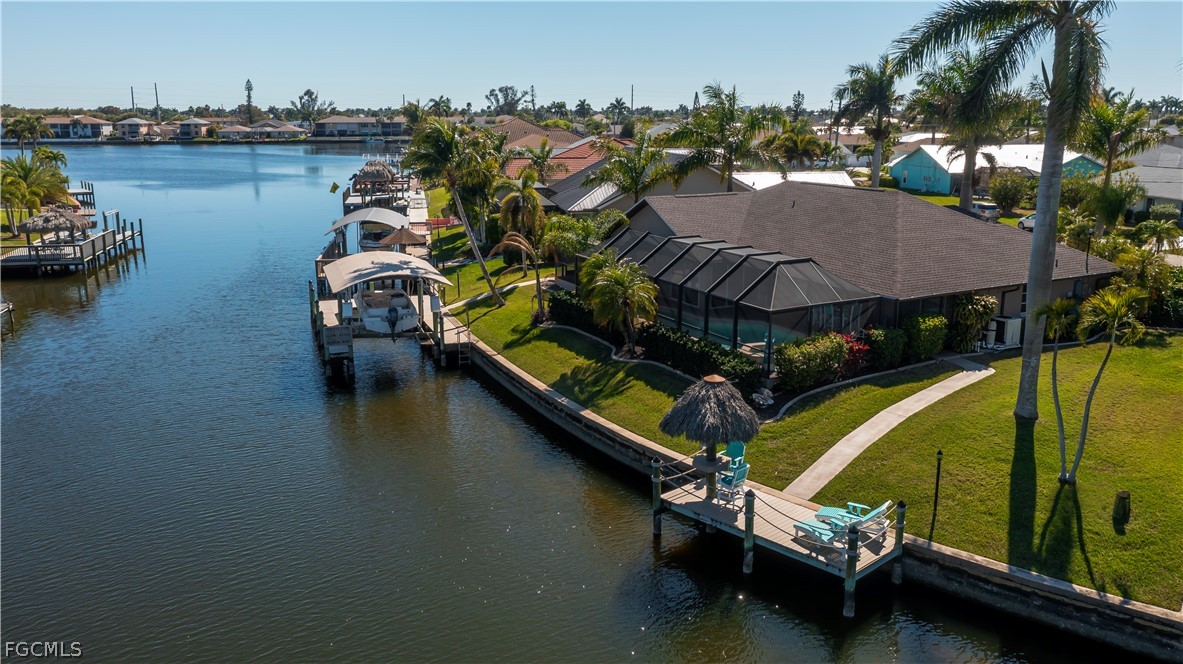 If youre looking for the perfect blend of luxury and Florida lifestyle – image 11