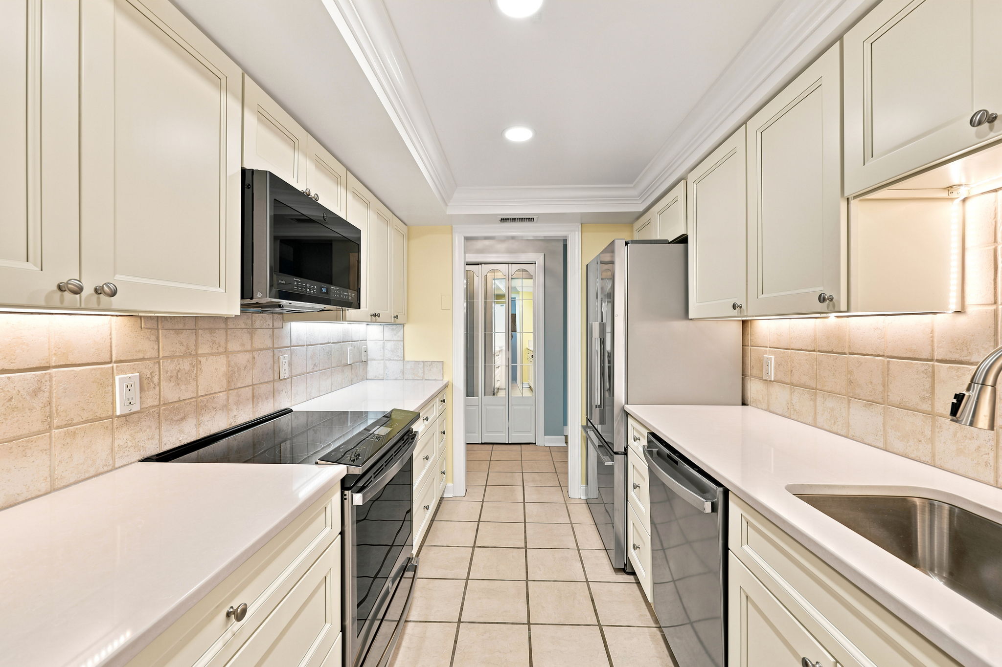 4004 4004 Atlantic Ave Unit 309, Virginia Beach, Virginia, 23451, USA, 2 Bedrooms Bedrooms, ,2 BathroomsBathrooms,Residential,For Sale,4004 Atlantic Ave Unit 309,10633444