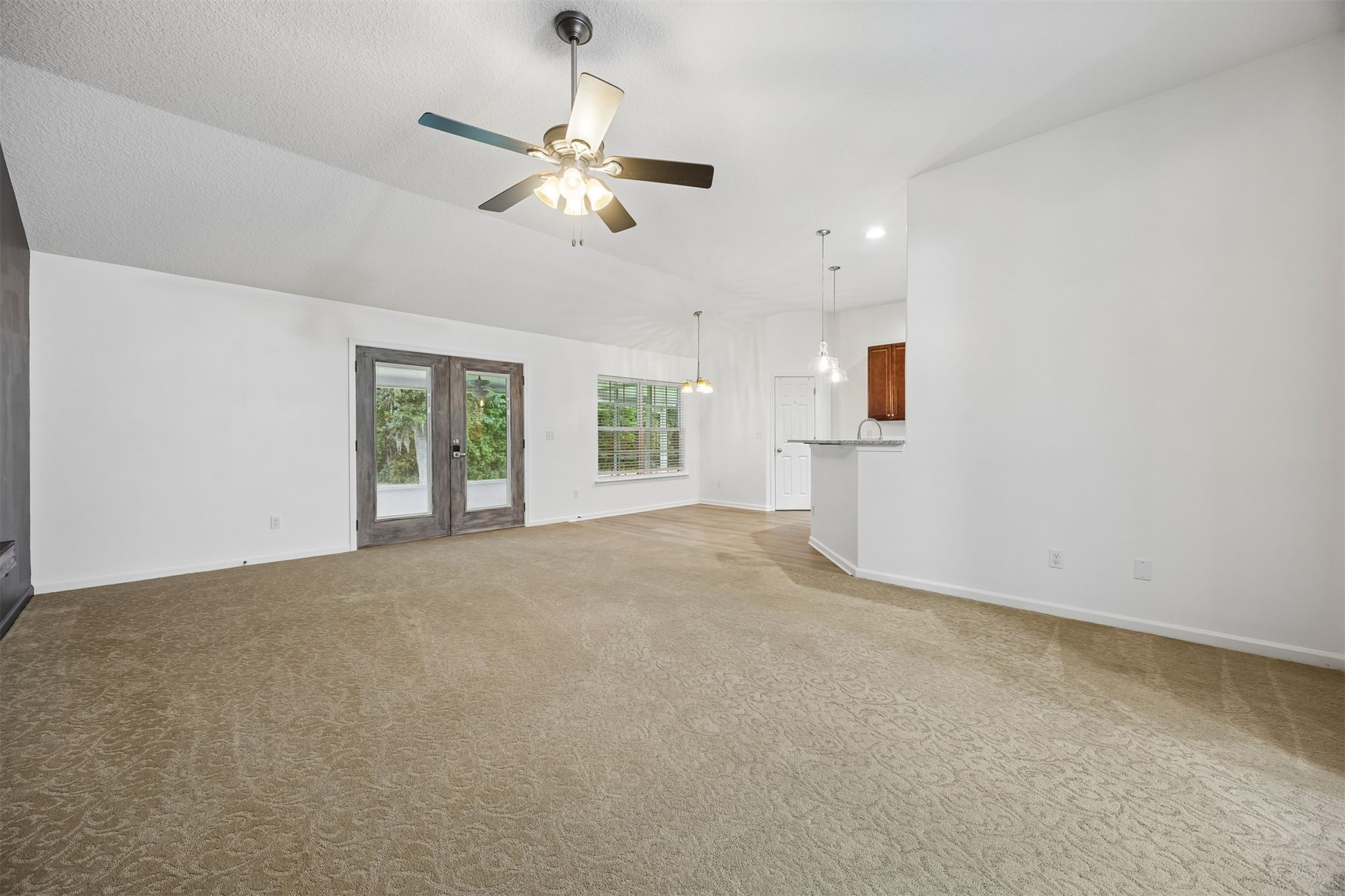 Tired of choosing between a backyard and a commute? At 54079 Amblerwoo – image 13