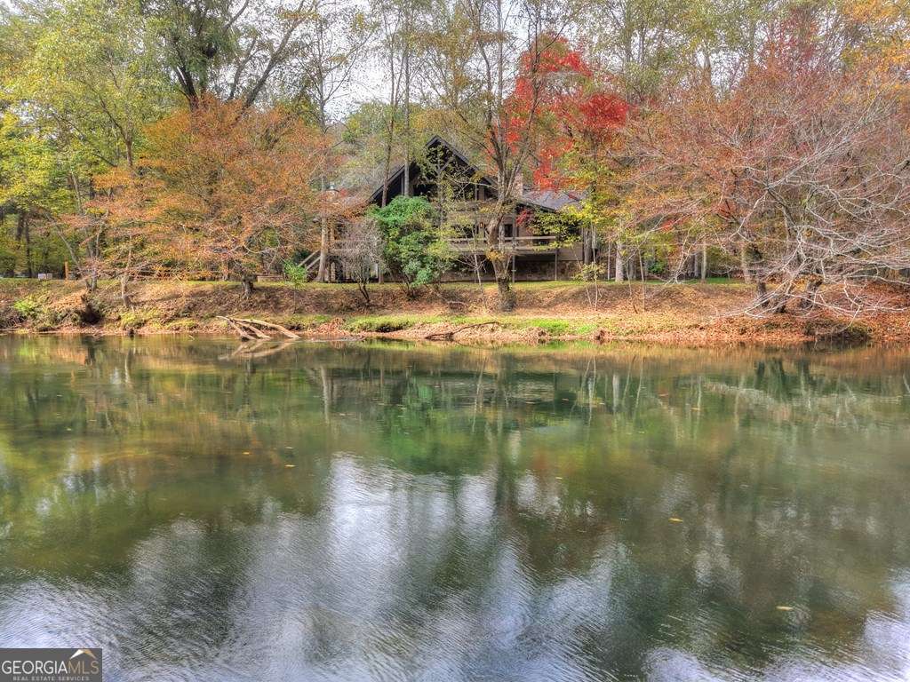 Welcome to your Private RIVERFRONT DREAM HOME on the shimmering shores – image 6