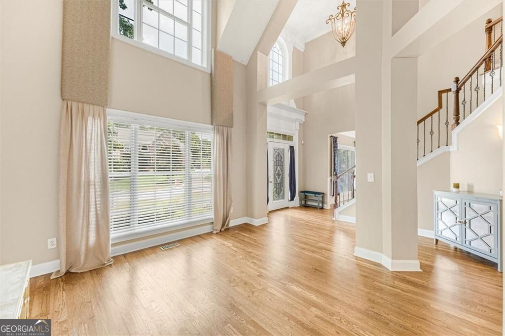 Welcome to 101 Lumby Lane, a stunning 4-sided brick residence in the s – image 4