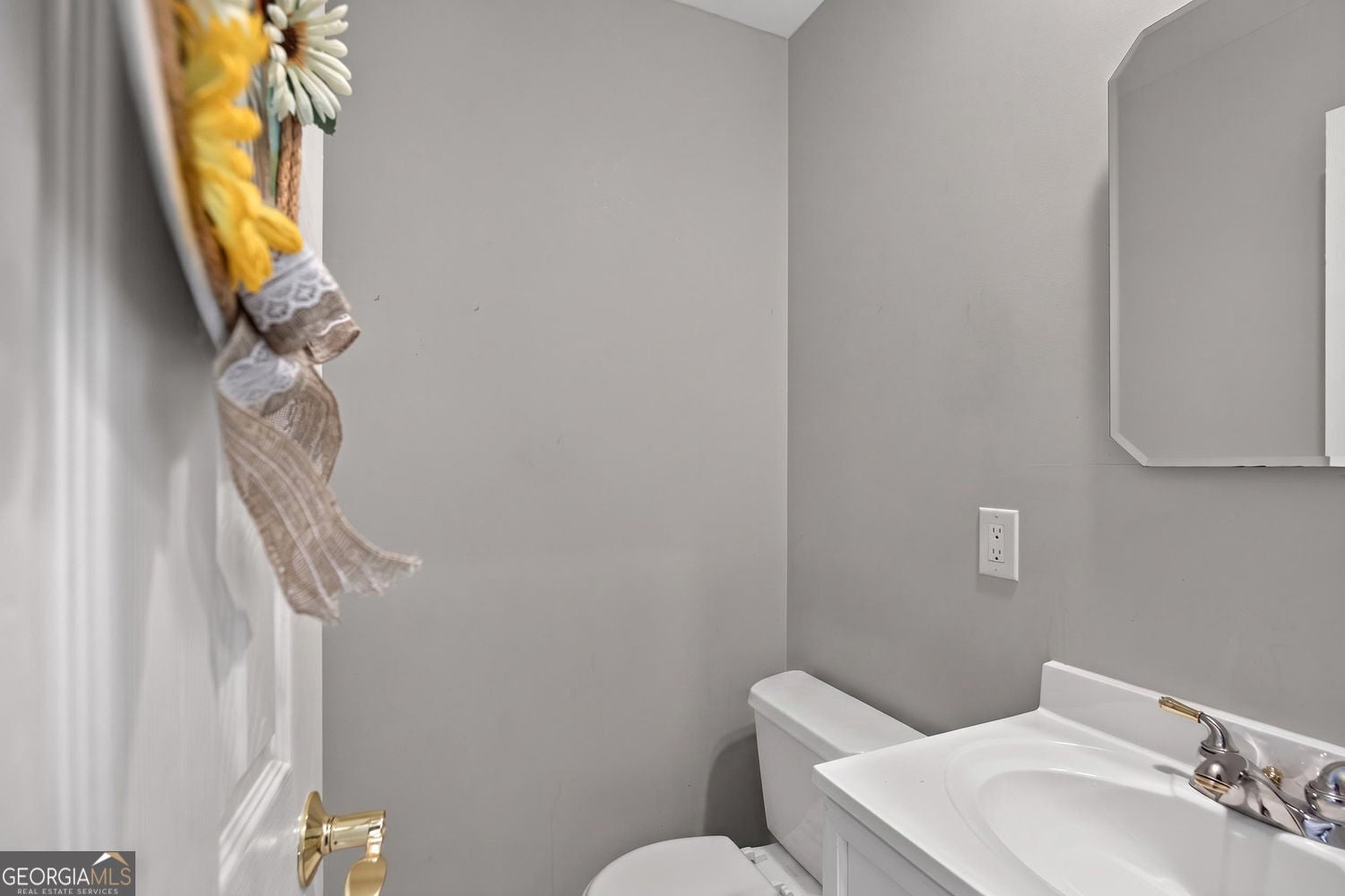 Welcome to your own private retreat in Palmetto, Georgia! Situated on – image 13