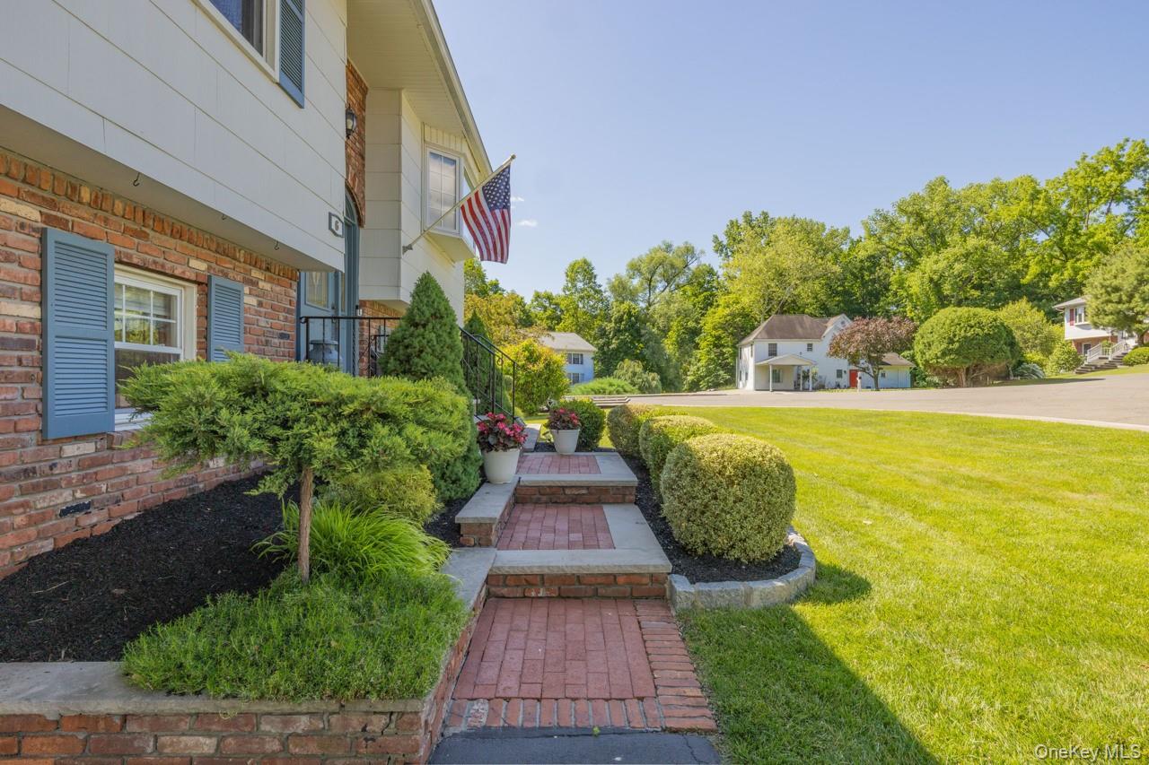 First Time on the Market! Nestled on a quiet double-ended cul-de-sac i – image 3