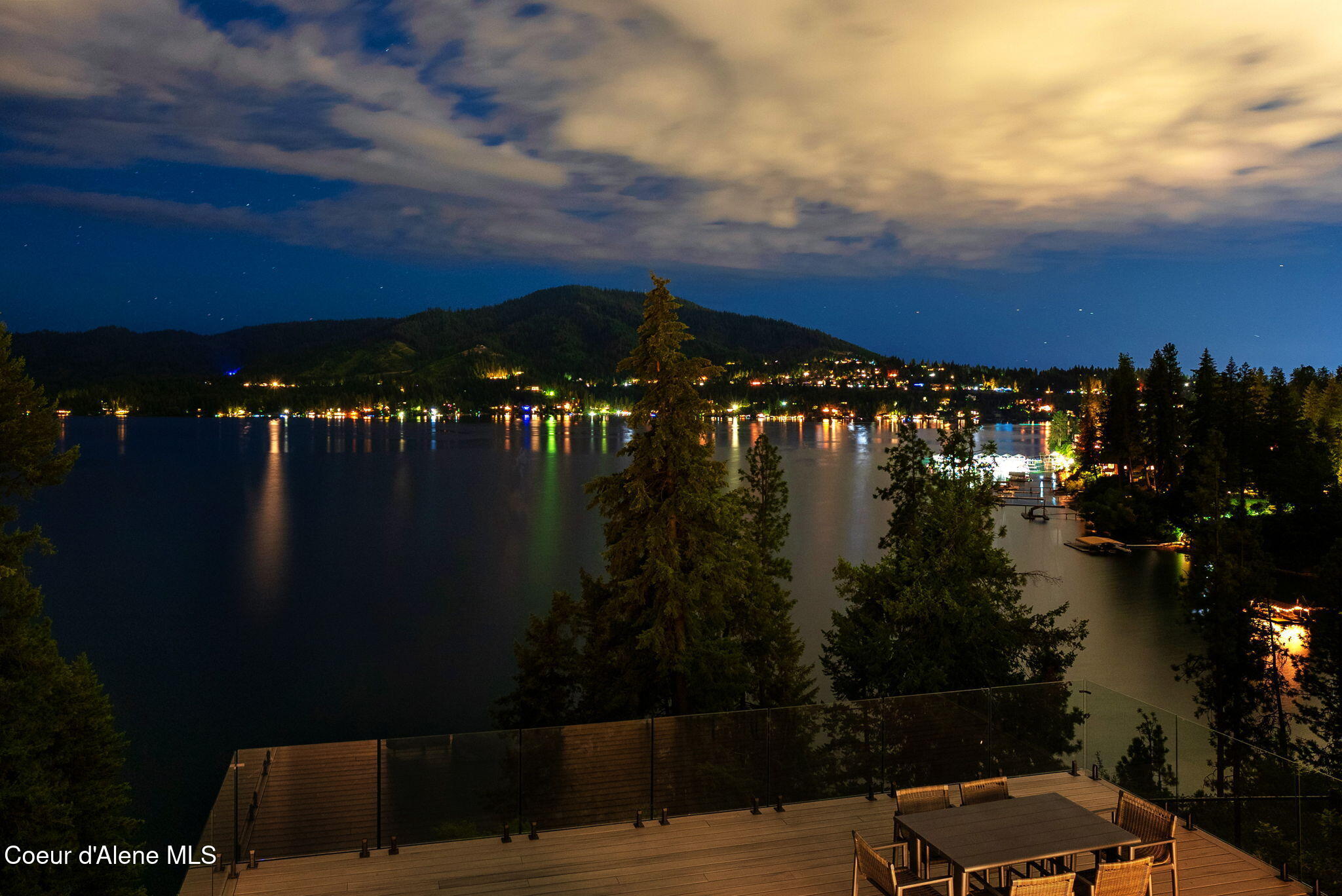 Lake front property with completely reimagined home, finished in 2024 – image 7