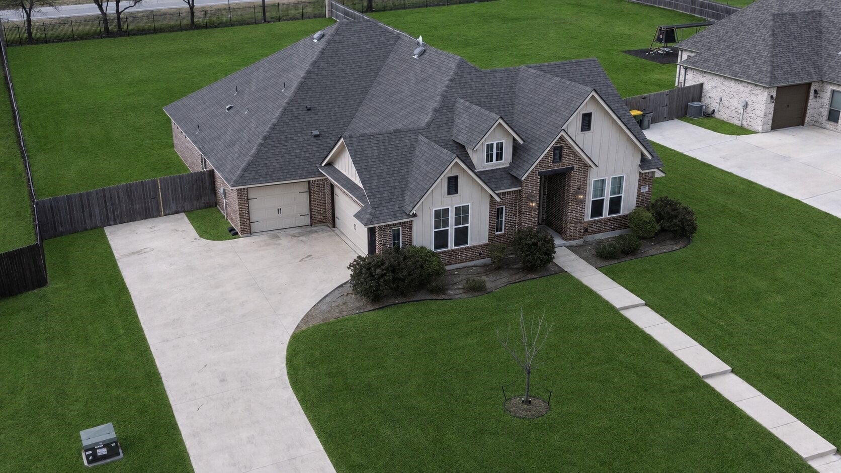 Contemporary Country Style with $7,500 Buyer Incentive and Brand New 2 – image 2