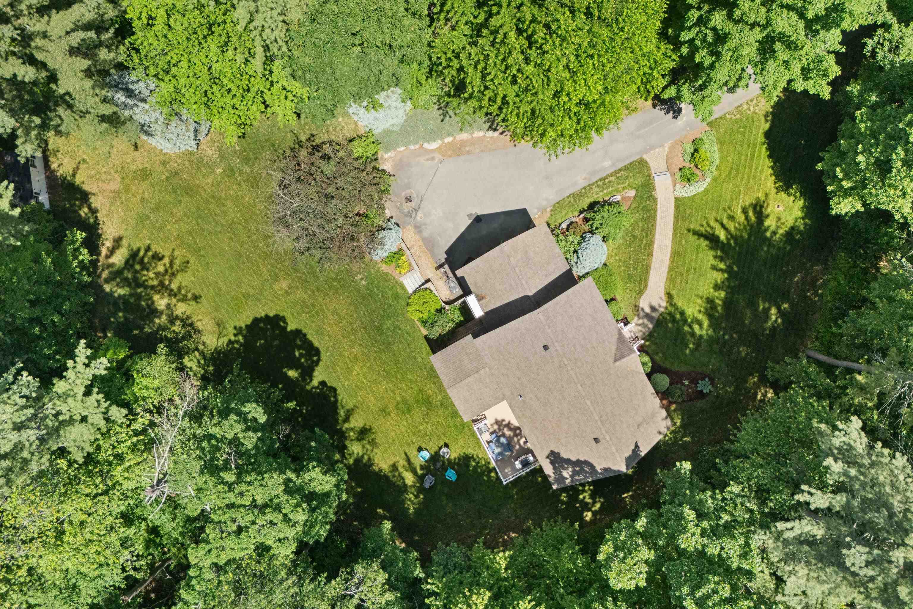 7 7 Premier Drive, Londonderry, New Hampshire, 03053, USA, 4 Bedrooms Bedrooms, ,3 BathroomsBathrooms,Residential,For Sale,7 Premier Drive,5096108