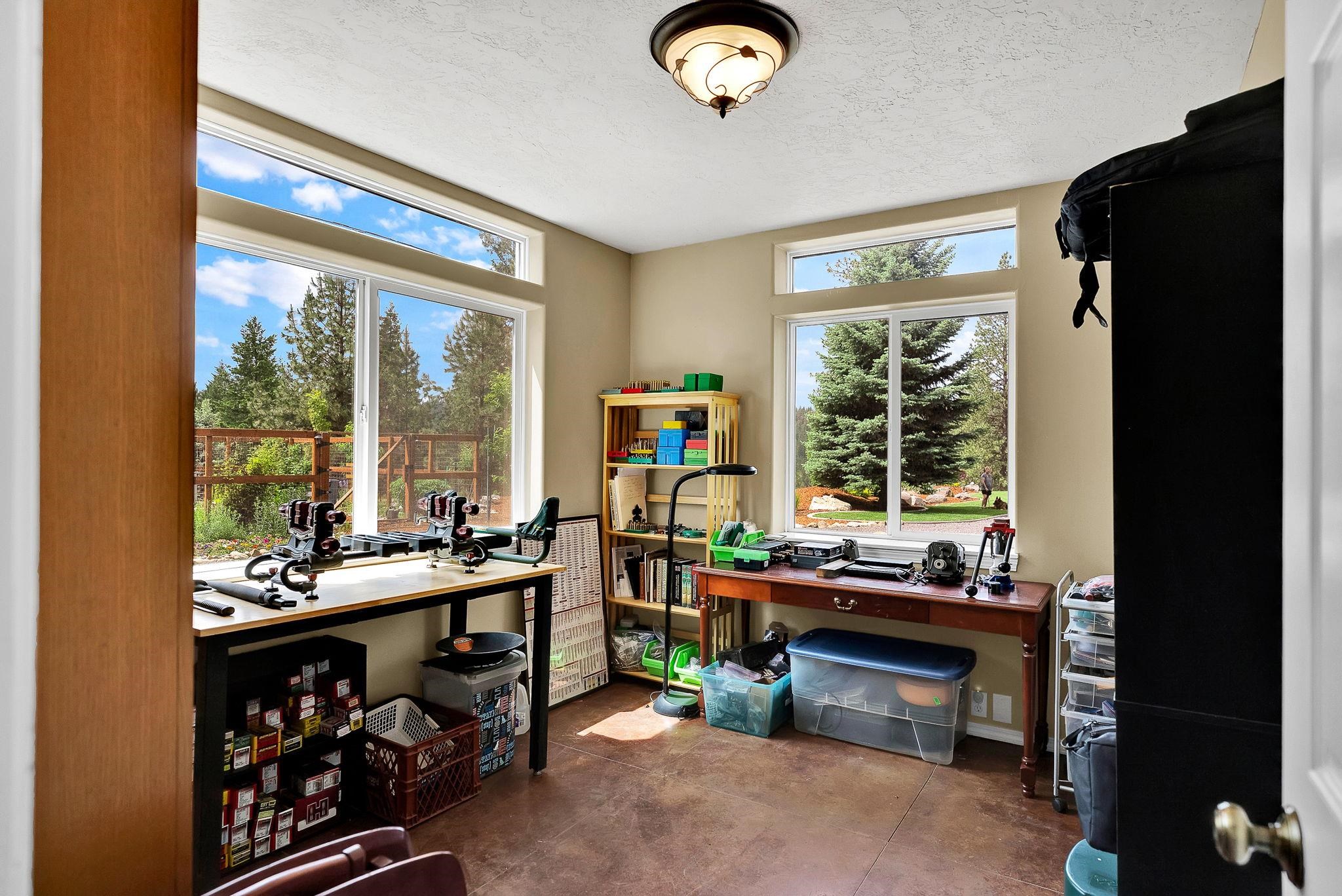 6533 6533 D Lois Way, Nine Mile Falls, Washington, 99026, USA, 4 Bedrooms Bedrooms, ,3 BathroomsBathrooms,Residential,For Sale,6533 D Lois Way,202518139