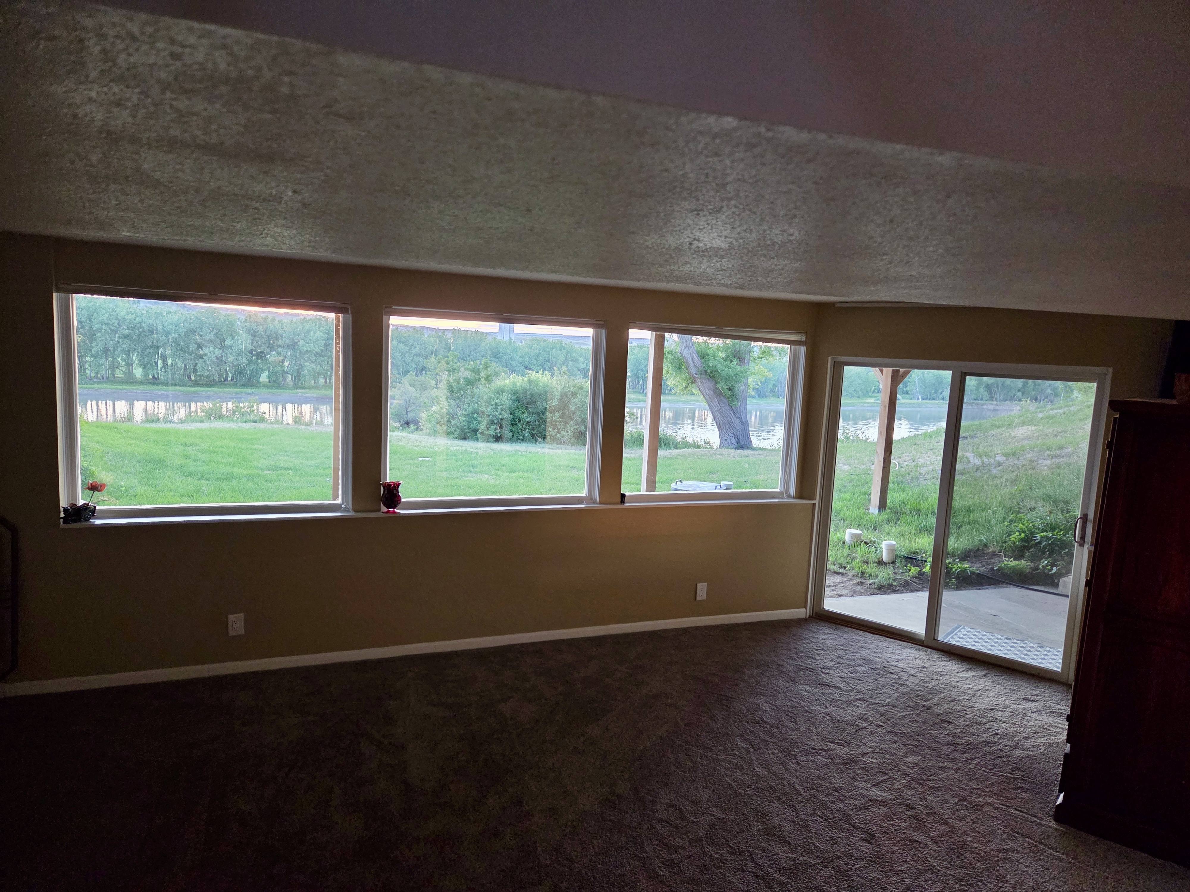 Riverfront Living on the Yellowstone River – Glendive, Montana 3 bed | – image 52