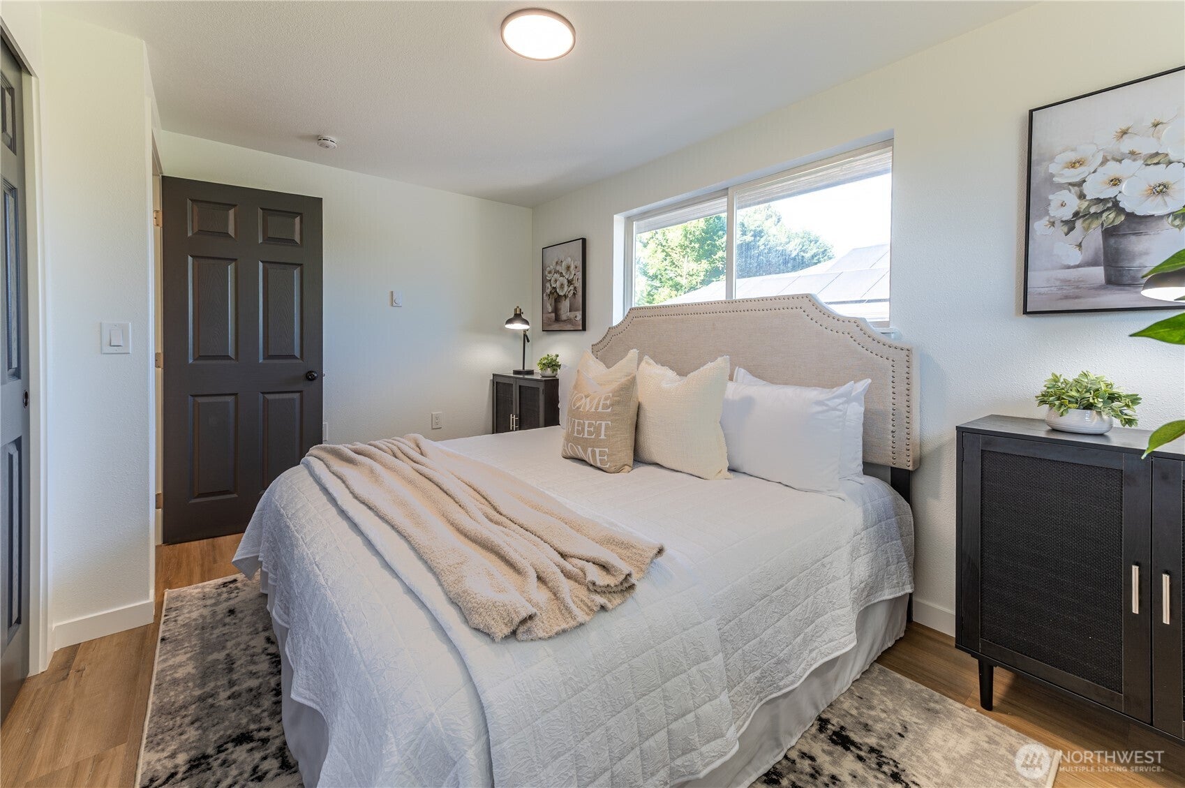 Price reduced!!! Fully remodeled in-town Snohomish with rare daylight – image 10