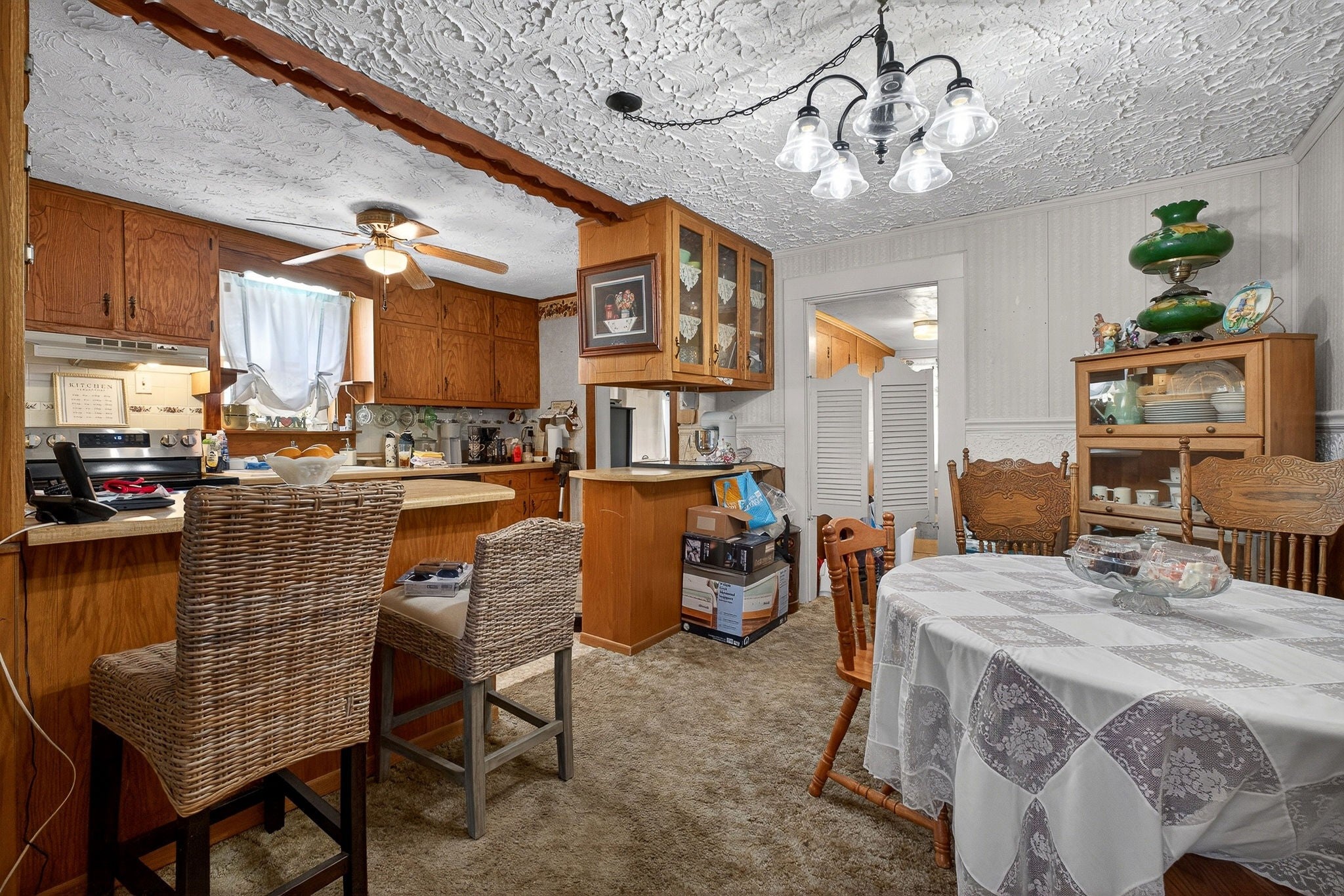 Opportunity, acreage, and potential all come together on this 41.16-ac – image 8