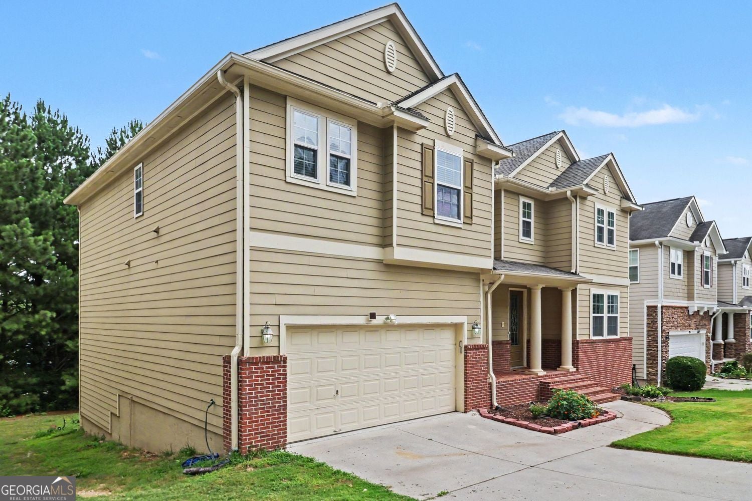 Up to $20,000 in Seller-Paid Incentives! Discover exceptional space, f – image 5