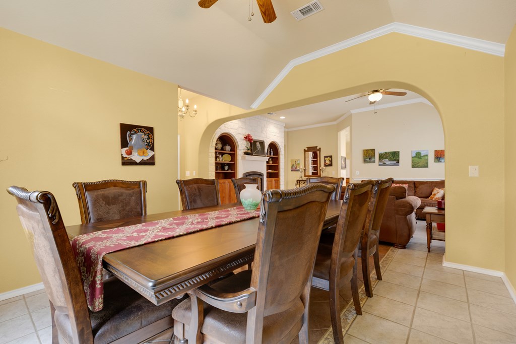 This is the Colorado floor plan. One of the largest homes in HHC. Heri – image 9