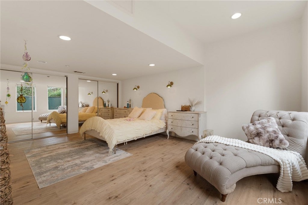 2127 2127 Kress Street, Hollywood Hills, California, 90046, USA, 4 Bedrooms Bedrooms, ,1 BathroomBathrooms,Residential,For Sale,2127 Kress Street,WS26032674