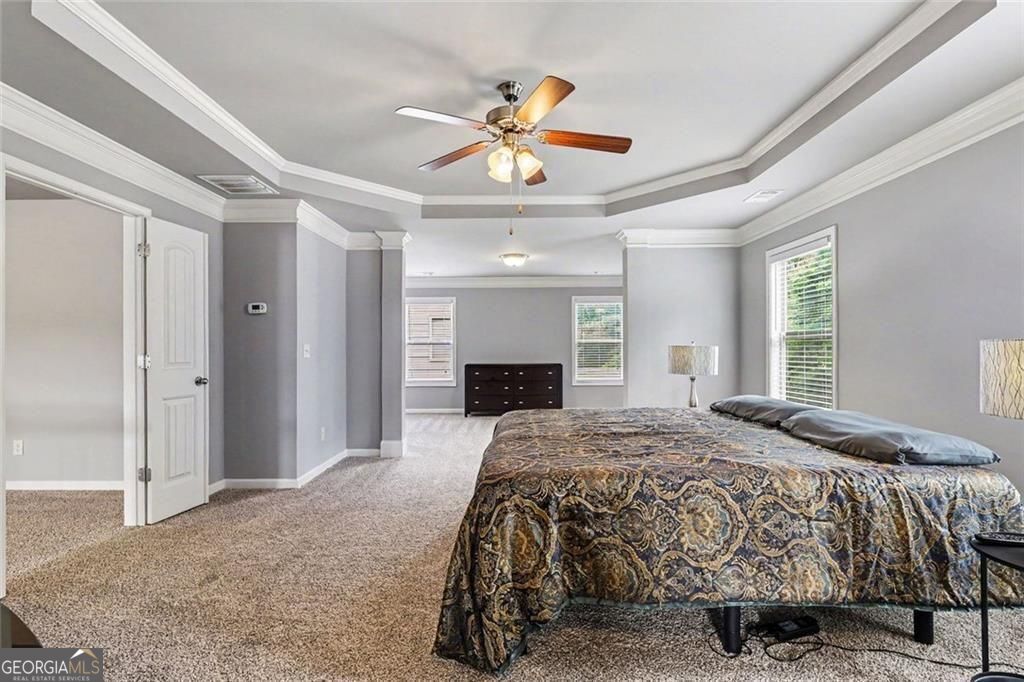 Location, location for this one, so close to the Mall of Georgia with – image 31