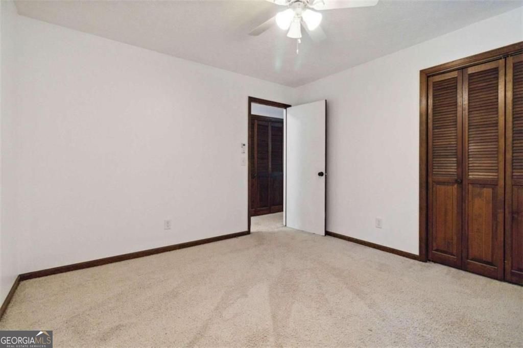 One plus acre in Milton! Purchase this ranch home that is located in c – image 14