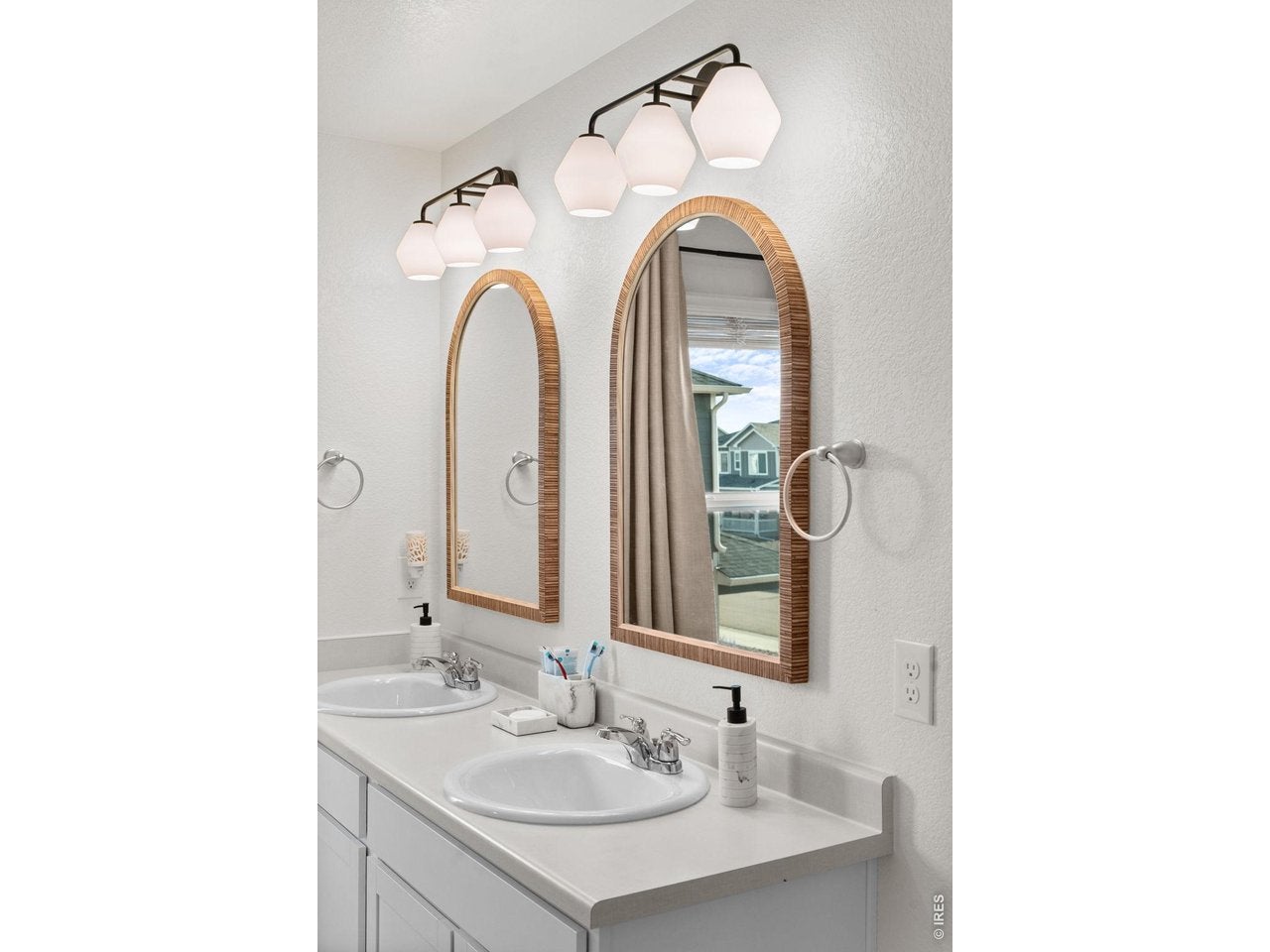 The feeling of a home is so important and this one feels light, comfor – image 20