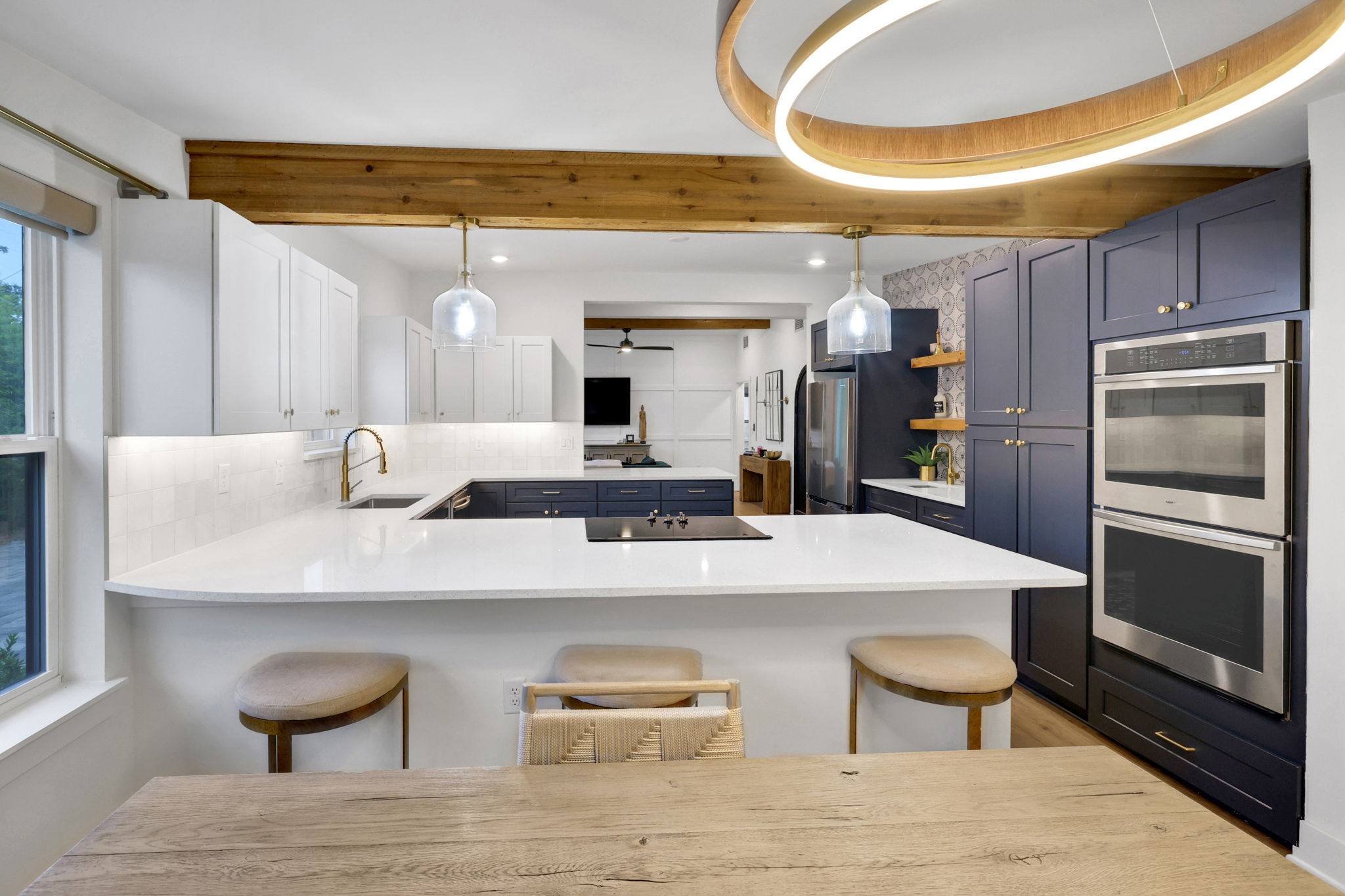 Experience the ultimate coastal lifestyle in this stunning Jacksonvill – image 34