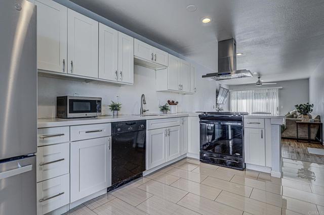 1935 1935 Terracina Cr, Spring Valley, California, 91977, USA, 2 Bedrooms Bedrooms, ,1 BathroomBathrooms,Residential,For Sale,1935 Terracina Cr,34420113-831e-4cfa-9d33-48c072
