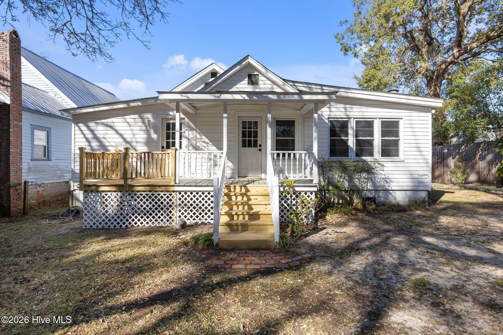 This Historic Home comes furnished with 2 Maritime Painting all other – image 30