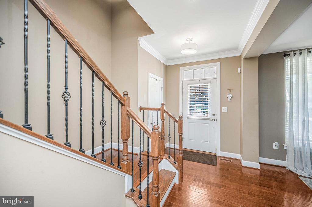 9 9 Sutter Drive, Fredericksburg, Virginia, 22405, USA, 5 Bedrooms Bedrooms, ,5 BathroomsBathrooms,Residential,For Sale,9 Sutter Drive,6112093a-7c20-4b1f-b5cb-6f9b80