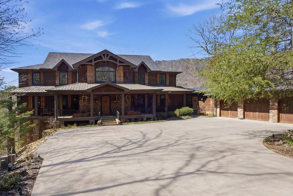 Architectural Mountain Sanctuary on 5+ Private Acres. Experience refin – image 2