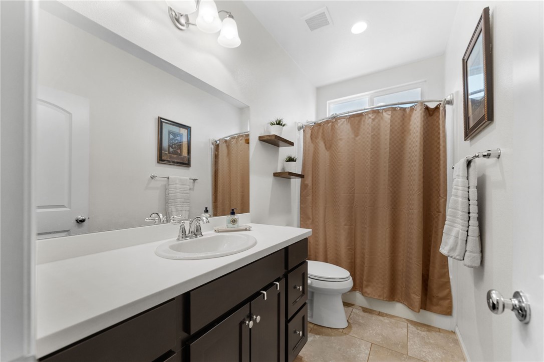 28812 28812 Triple C Ranch, Murrieta, California, 92563, USA, 5 Bedrooms Bedrooms, ,4 BathroomsBathrooms,Residential,For Sale,28812 Triple C Ranch,997c72e0-af47-4ed0-8440-8bb3fd