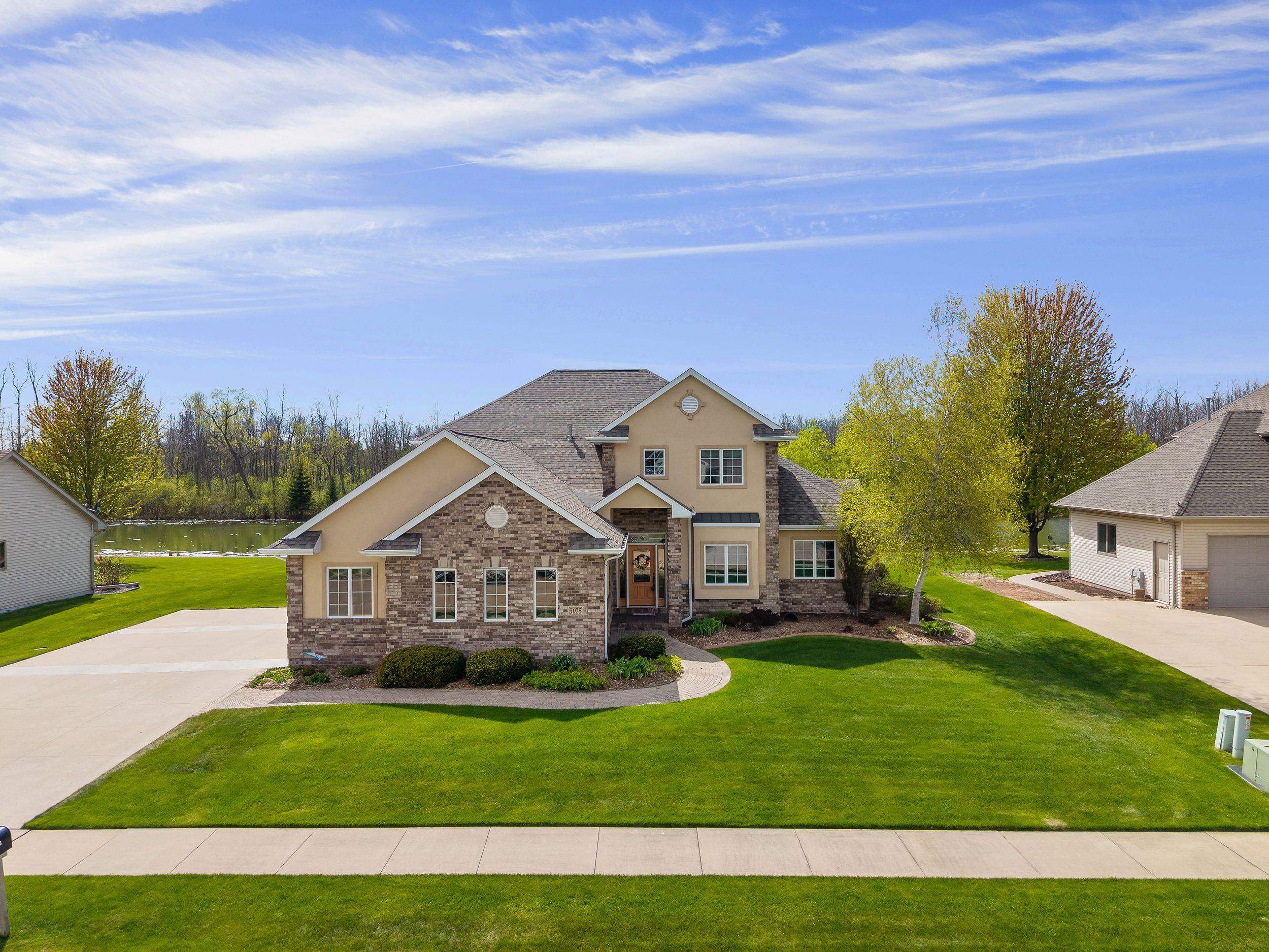 3025 3025 White Birch Street, Kaukauna, Wisconsin, 54130-3934, USA, 4 Bedrooms Bedrooms, ,4 BathroomsBathrooms,Residential,For Sale,3025 White Birch Street,50323173