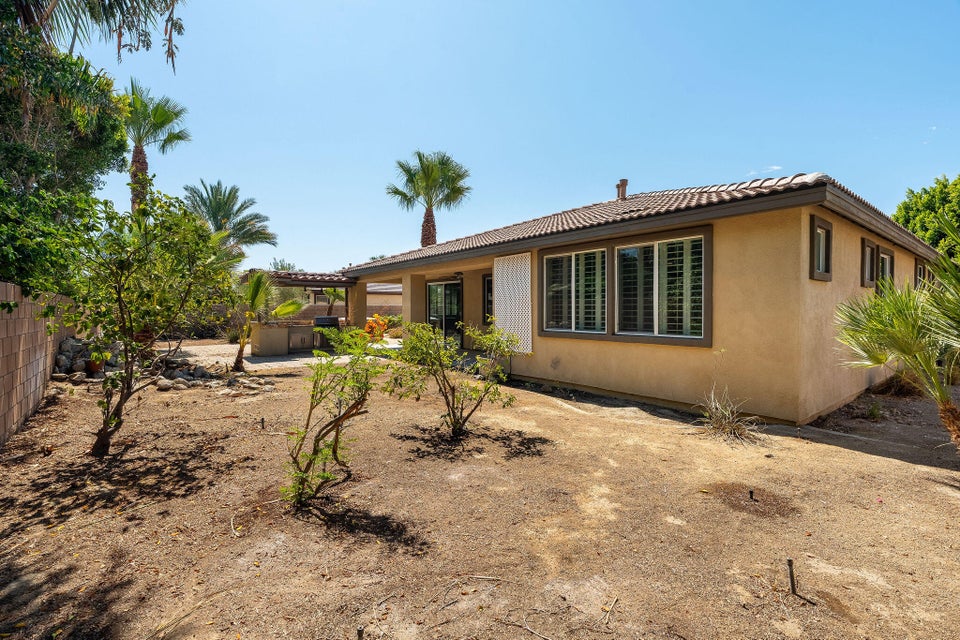 Exceptional opportunity to own a spacious 4 bedroom, 3 bath residence – image 45