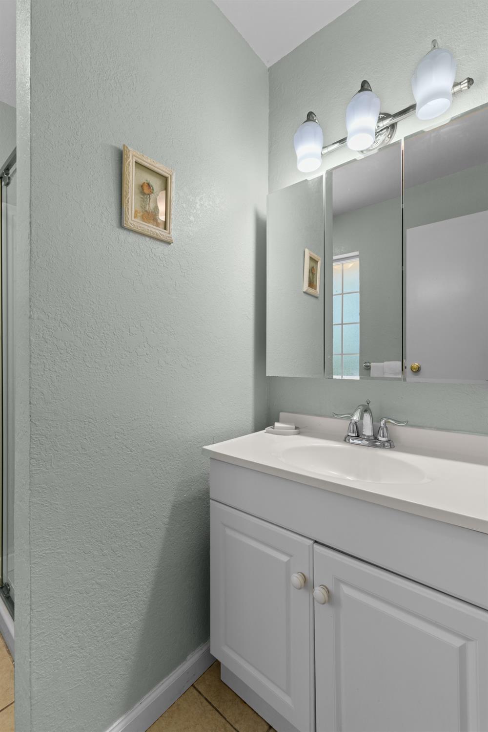 11035 11035 Lakeshore, Auburn, California, 95602, USA, 2 Bedrooms Bedrooms, ,3 BathroomsBathrooms,Residential,For Sale,11035 Lakeshore,226075539