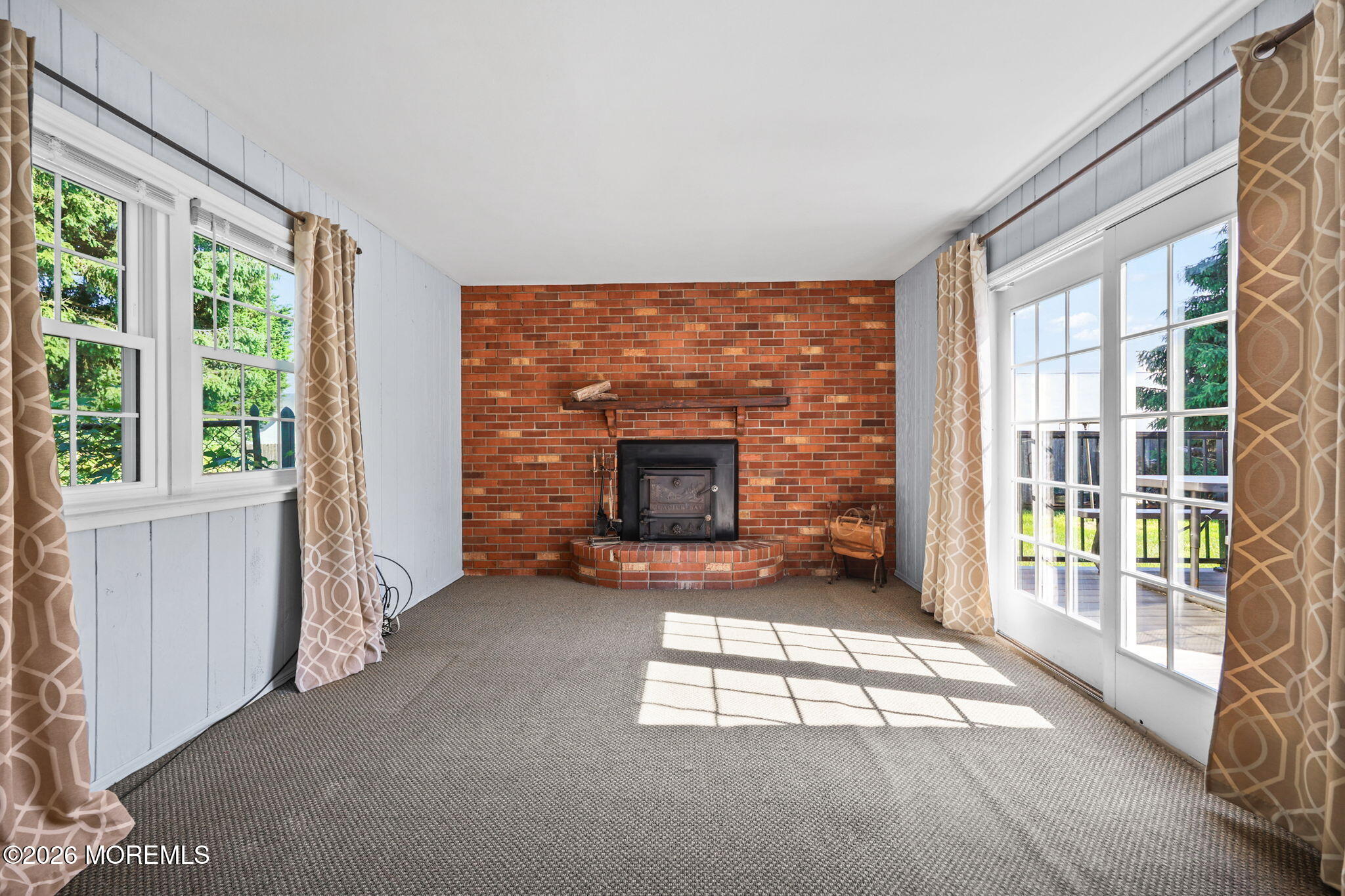Opportunity awaits,this spacious ranch-style home offers 3 bedrooms, 1 – image 14