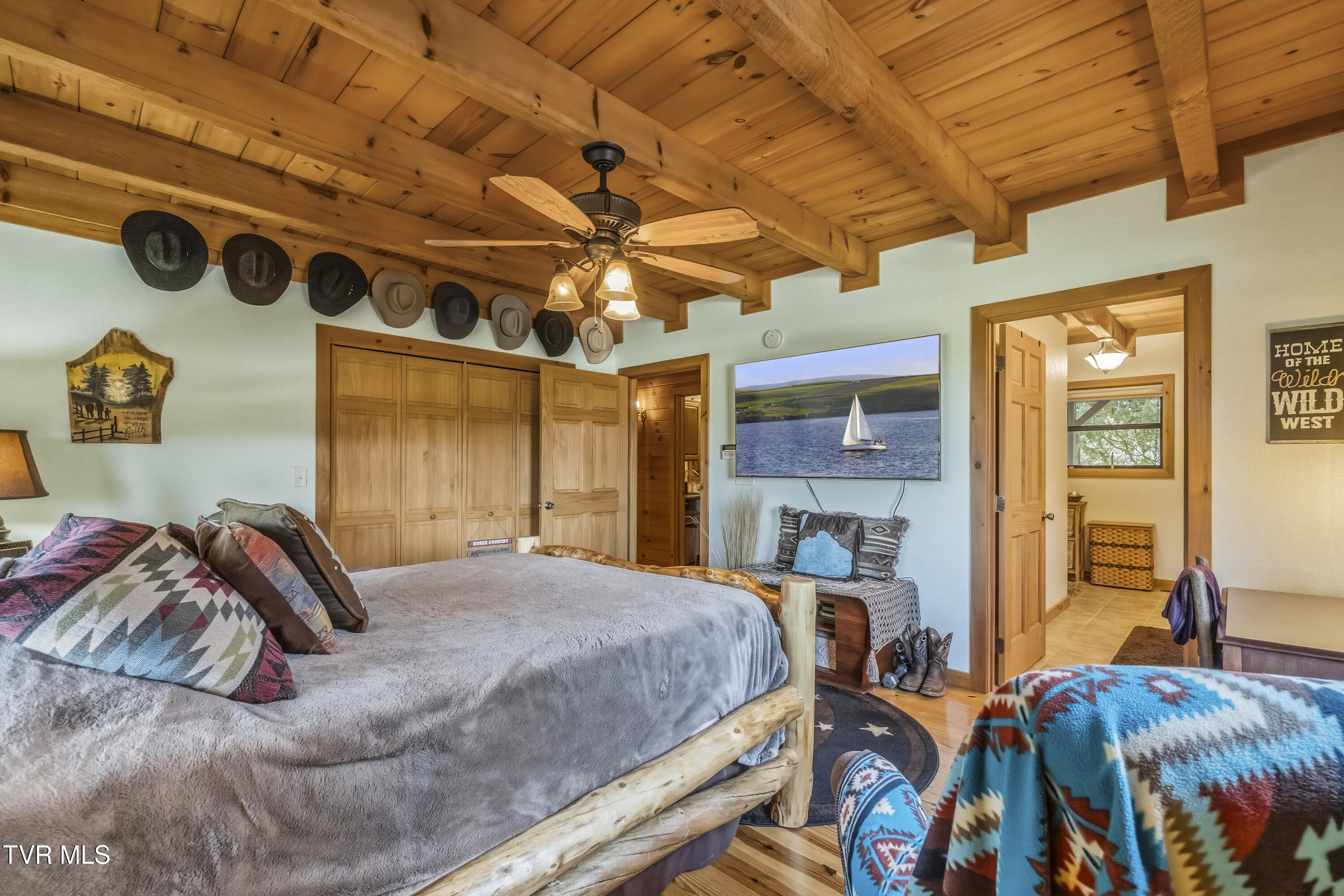1980 1980 South Allens Bridge Road, Greeneville, Tennessee, 37743, USA, 4 Bedrooms Bedrooms, ,4 BathroomsBathrooms,Residential,For Sale,1980 South Allens Bridge Road,1c90b282-c7a2-433e-bc98-c69cf0
