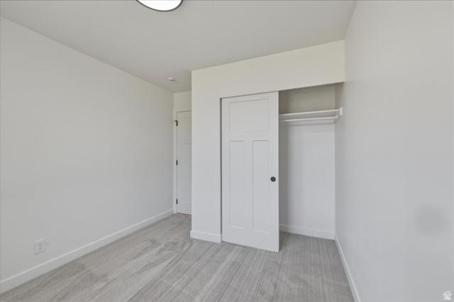 This home is move-in ready! Extra kitchen for extra income. New roof! – image 17