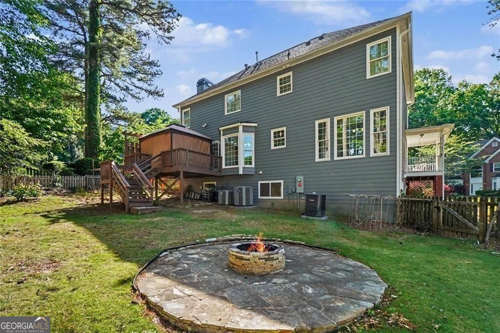 489 Broadstone Way in Brookstone III offers 7 bedrooms and 5 baths, in – image 6