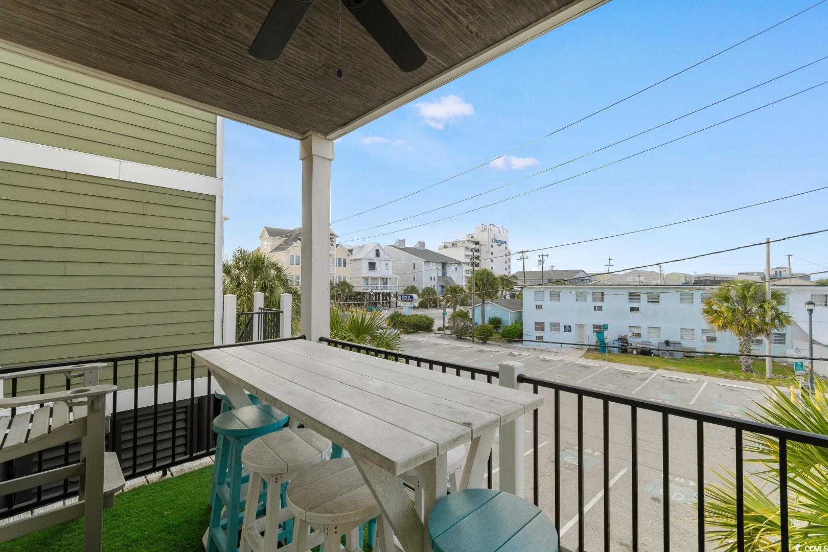 Just steps from the sand and the iconic Garden City Pier, this stunnin – image 19