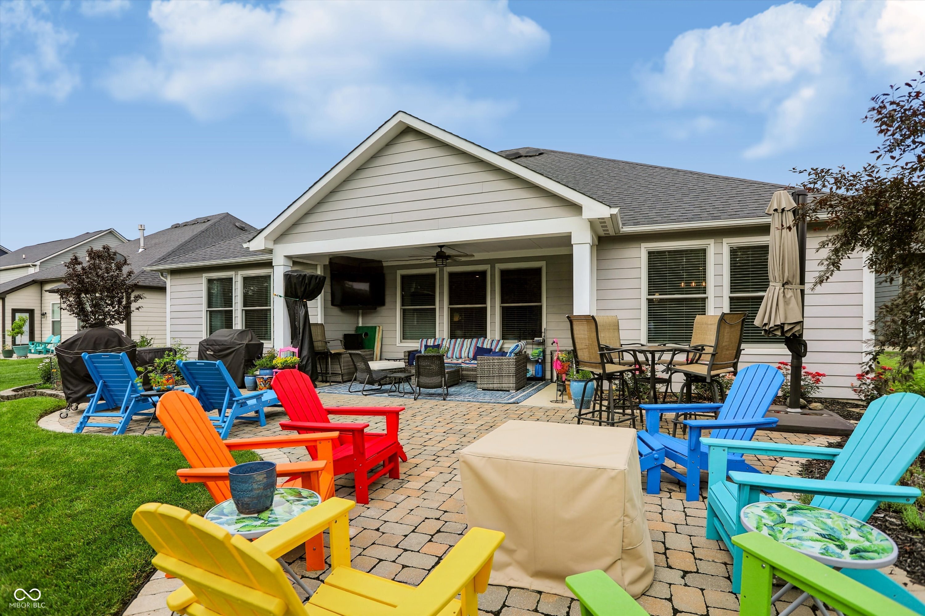 If you want to enjoy the outdoors, this gorgeous ranch w/almost $100K – image 40