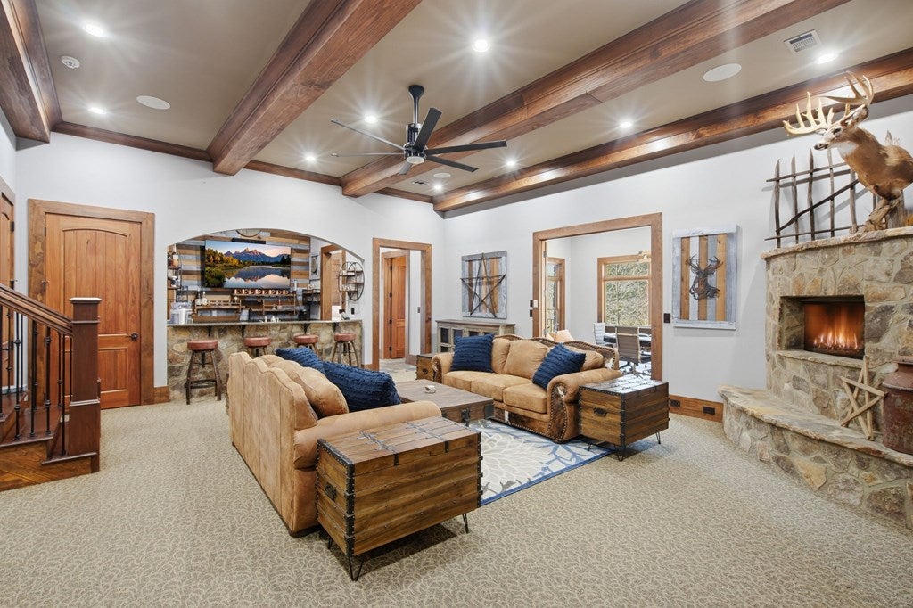 Architectural Mountain Sanctuary on 5+ Private Acres. Experience refin – image 69