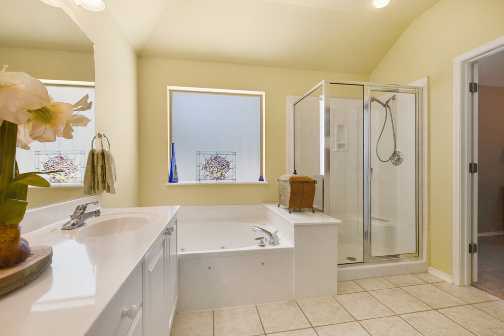 This is the Colorado floor plan. One of the largest homes in HHC. Heri – image 23