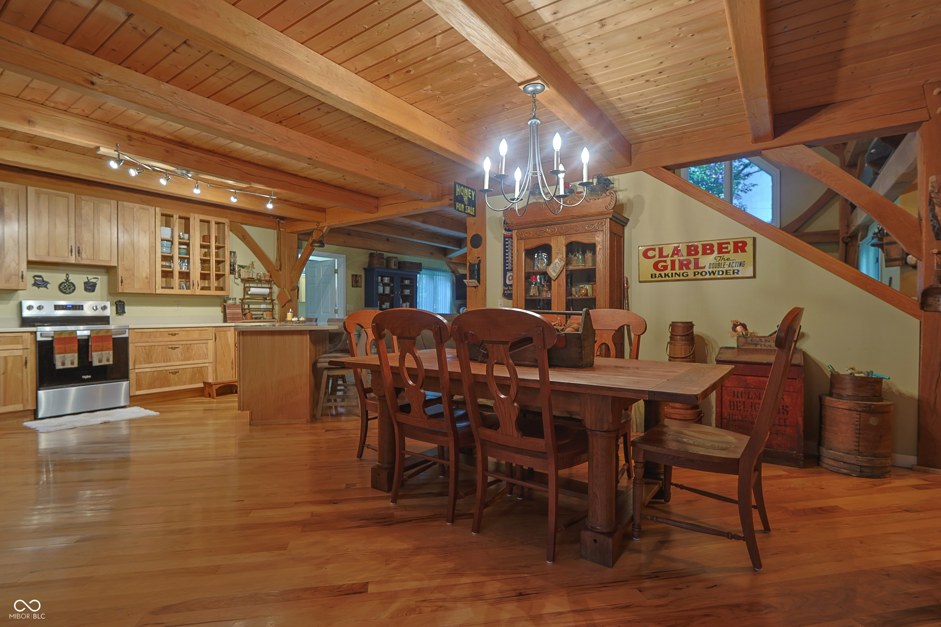Custom red oak timber-frame home with Lake Monroe views, located in Sa – image 20