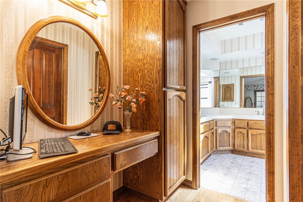 Something is refreshing about a home that actually gives you room to b – image 30
