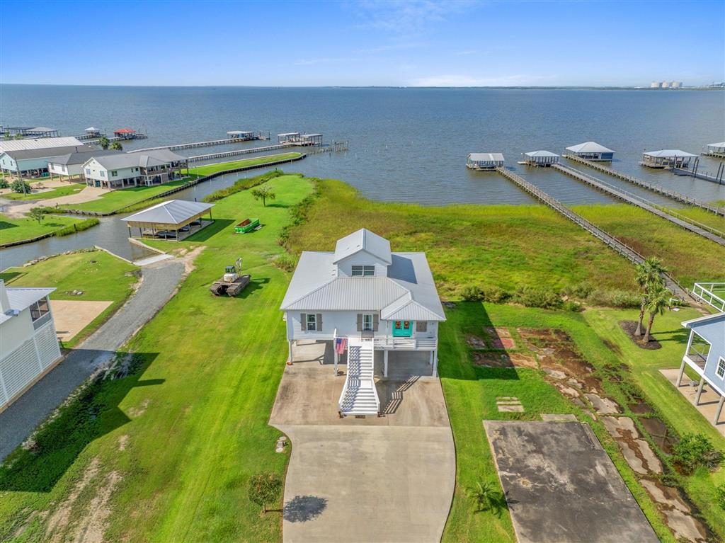 Waterfront home situated on open water on the northern end of Big Lake – image 21