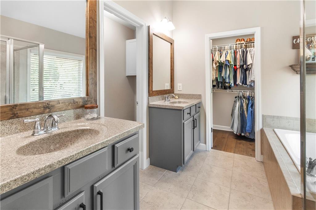 5020 5020 Wilshire Crossing, Cumming, Georgia, 30040, USA, 5 Bedrooms Bedrooms, ,3 BathroomsBathrooms,Residential,For Sale,5020 Wilshire Crossing,eb3bbaf5-5e2a-432b-ac09-9d38a7