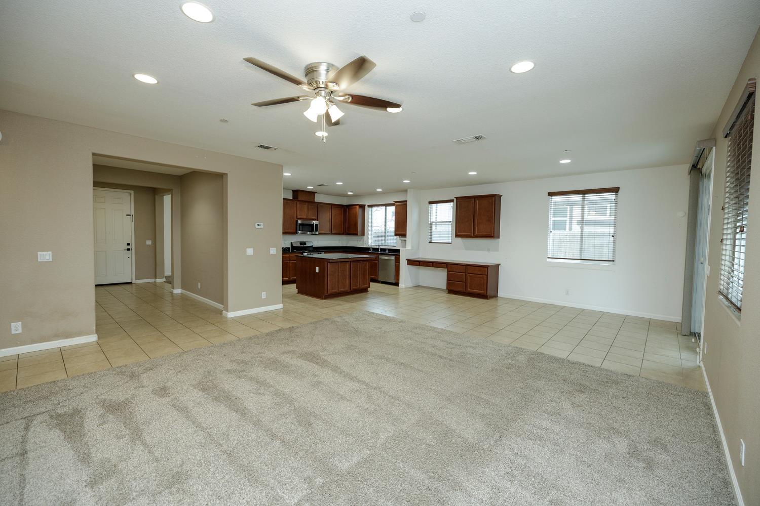 Located in a highly desirable neighborhood, this well-maintained home – image 19