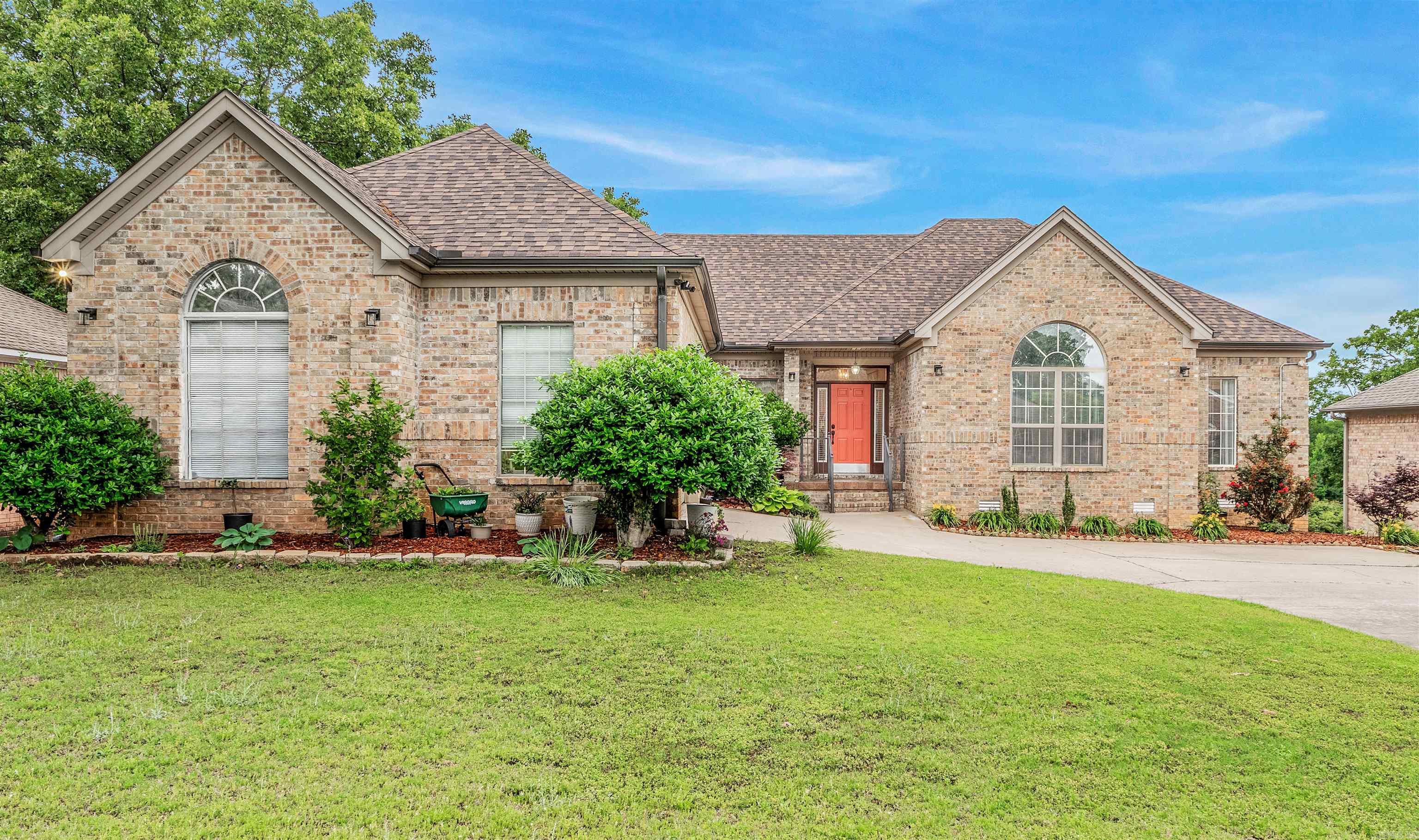 112 112 Miramar Drive, Maumelle, Arkansas, 72113, USA, 4 Bedrooms Bedrooms, ,3 BathroomsBathrooms,Residential,For Sale,112 Miramar Drive,26017475