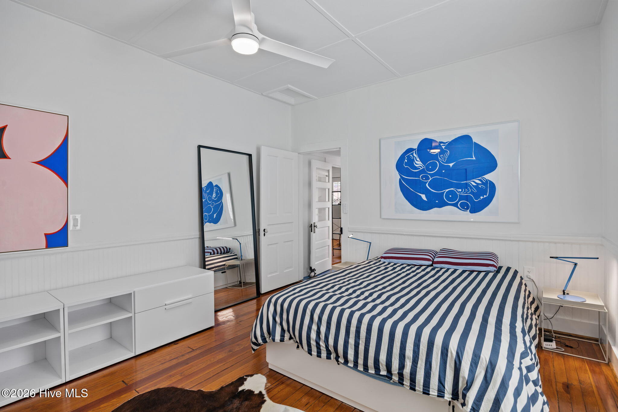 This Historic Home comes furnished with 2 Maritime Painting all other – image 20
