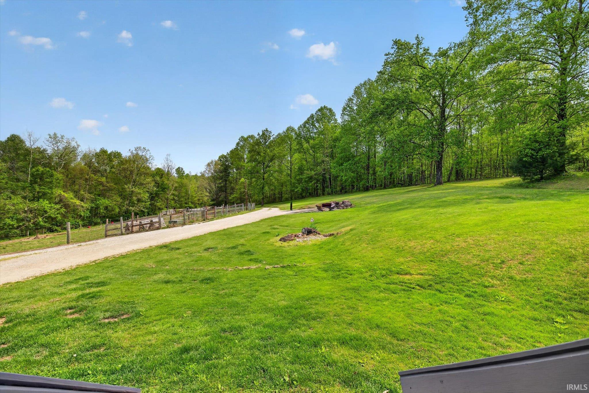 Roughly 6 minutes to Edgewood schools! Welcome home to an extraordinar – image 38
