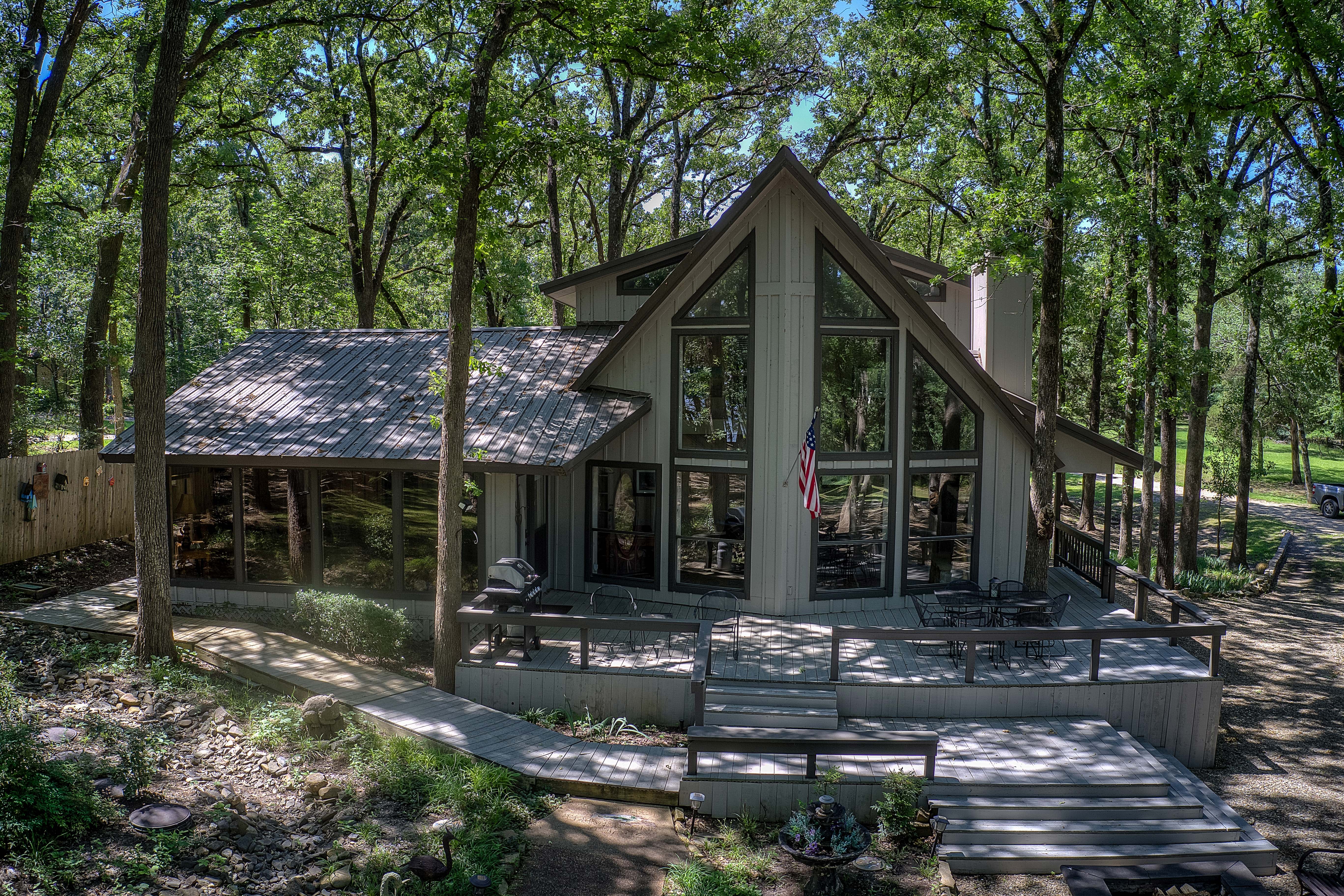 395 395 County Road 1780, Yantis, Texas, 75497, USA, 4 Bedrooms Bedrooms, ,2 BathroomsBathrooms,Residential,For Sale,395 County Road 1780,8e198a66-170e-4295-95f6-0c779d